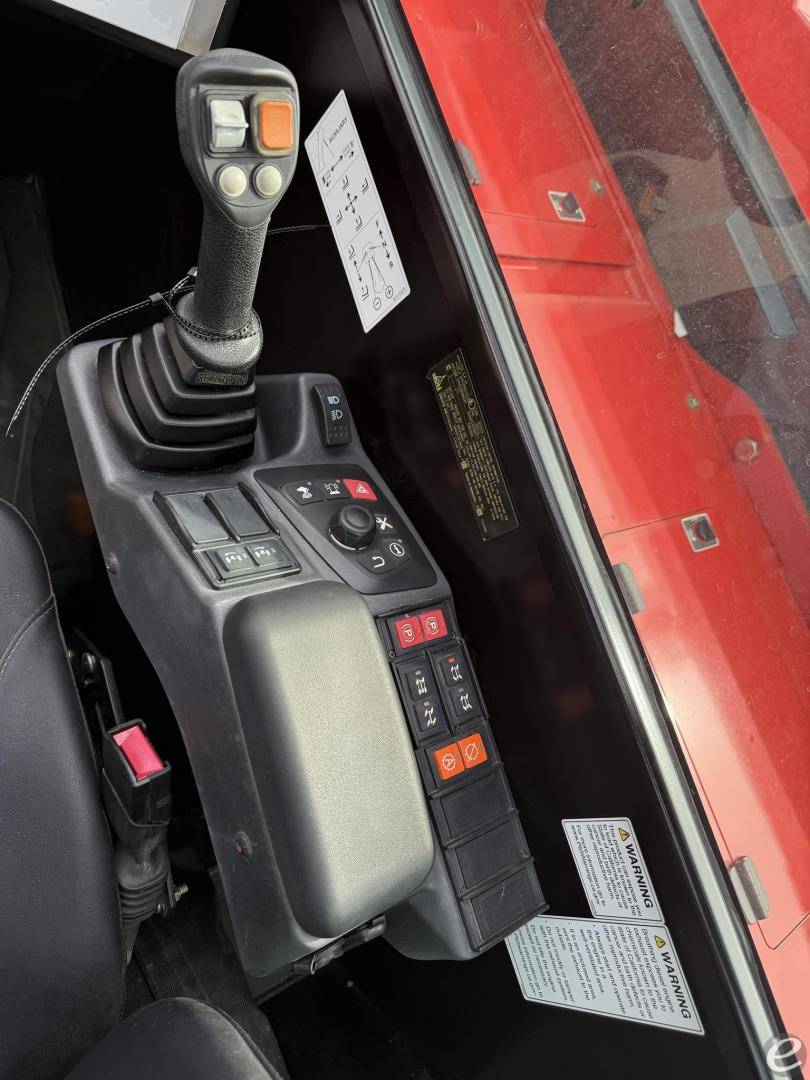 2025 Manitou MTA842