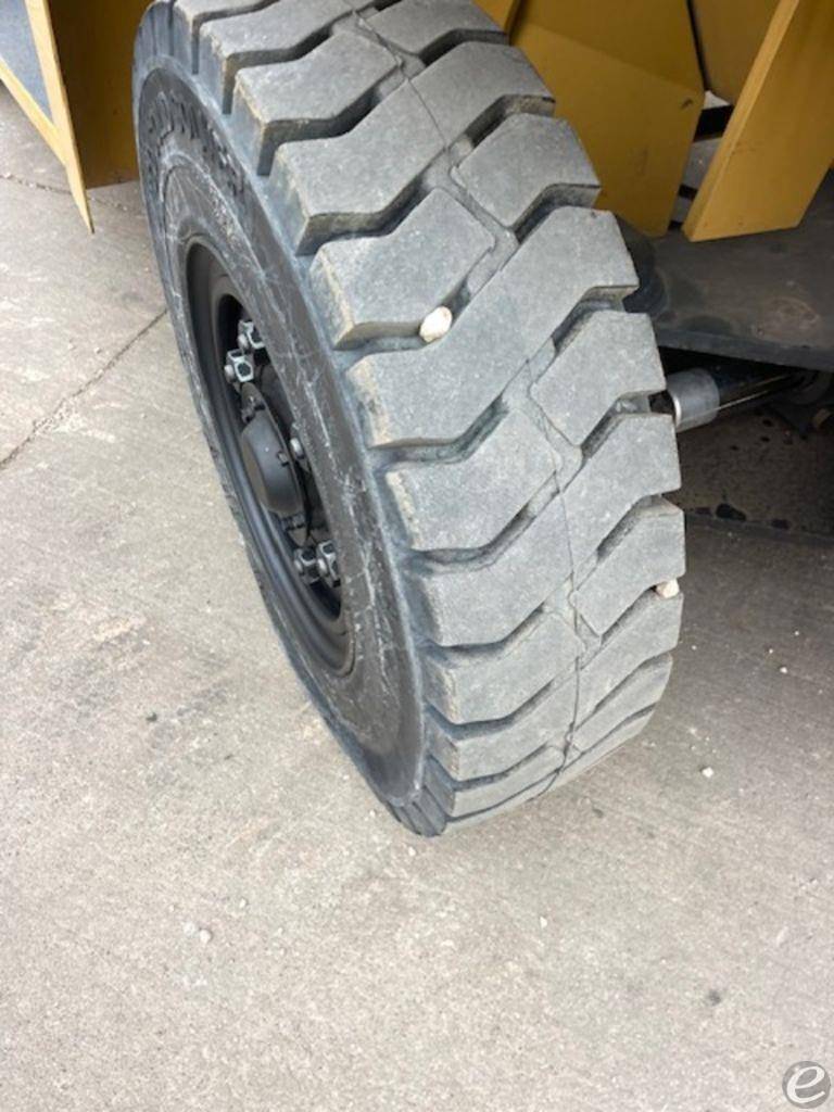 2007 Cat DP70
