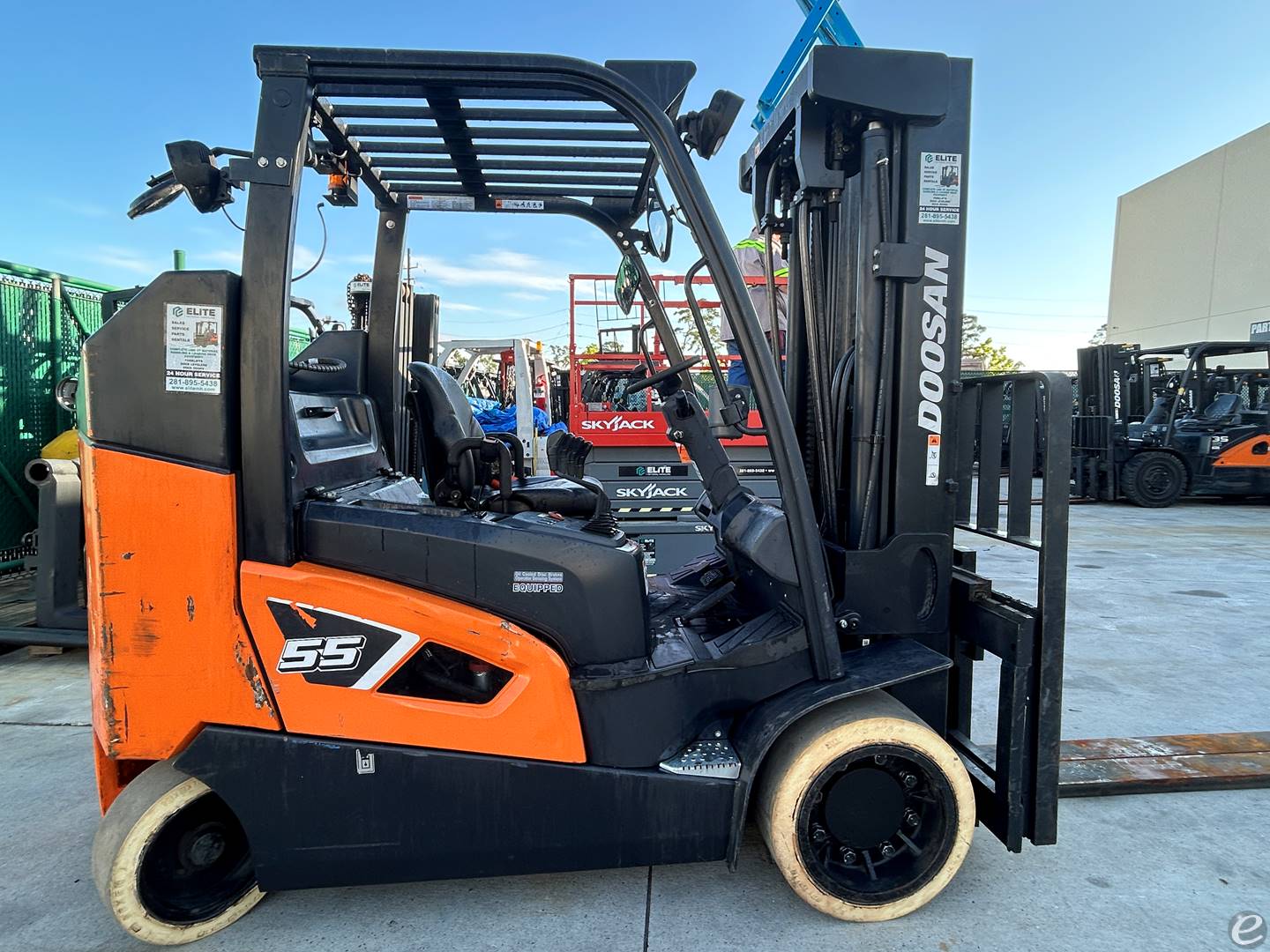2021 Doosan GC55BCS-9