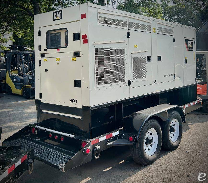 2012 Cat XQ200-2