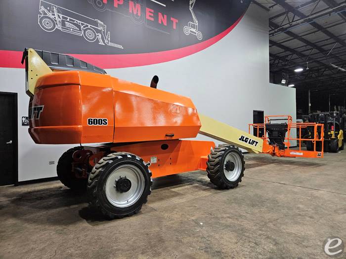 2013 JLG 600S