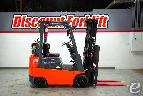 2009 Toyota 8FGCU18 LP Gas Forklift...
