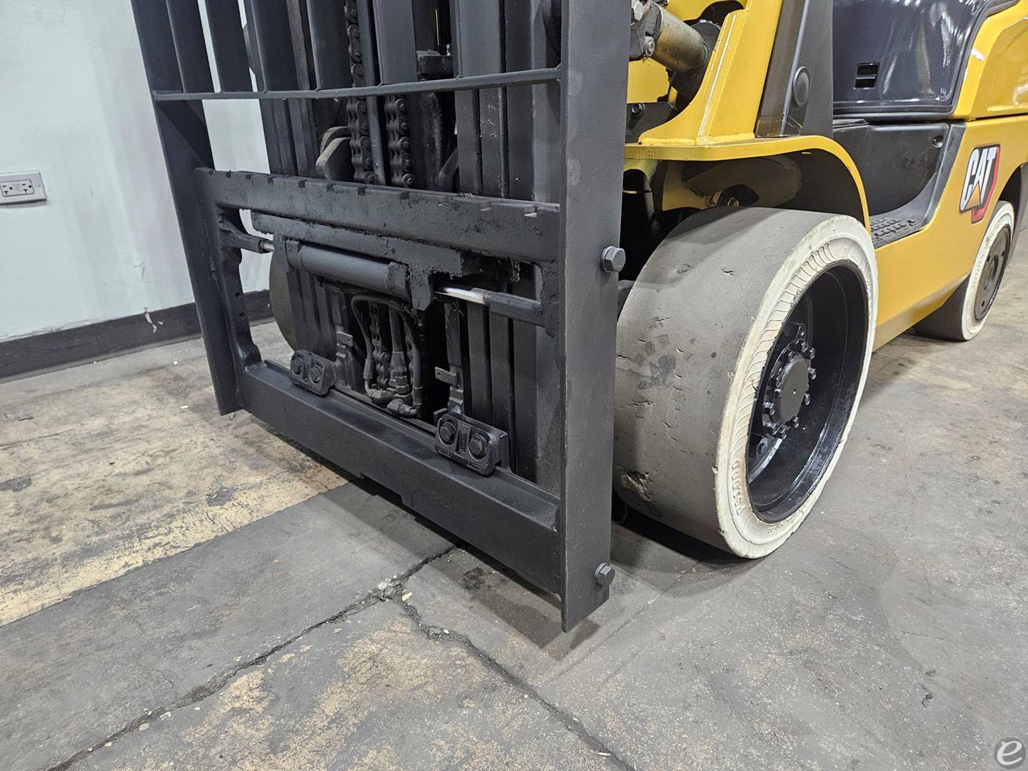 2017 Cat 2C6000
