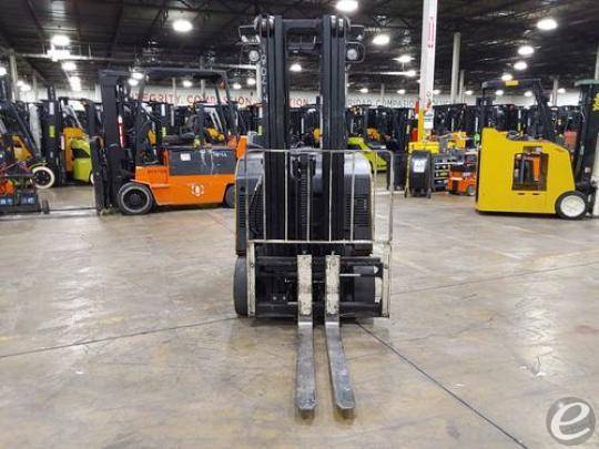 2015 Yale ESC030 Electric Forklift - 123Forklift