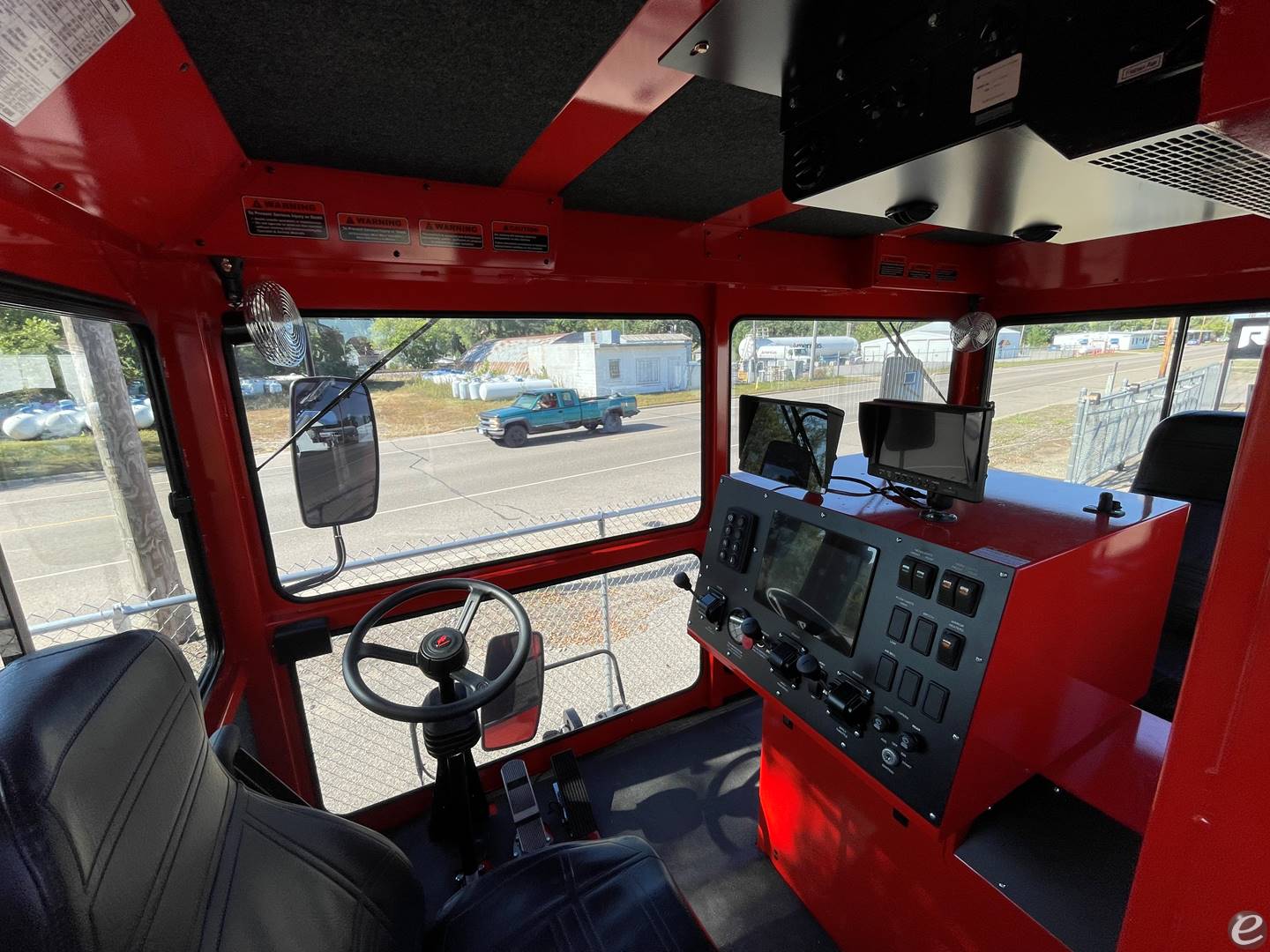 2025 Shuttlewagon SWX420