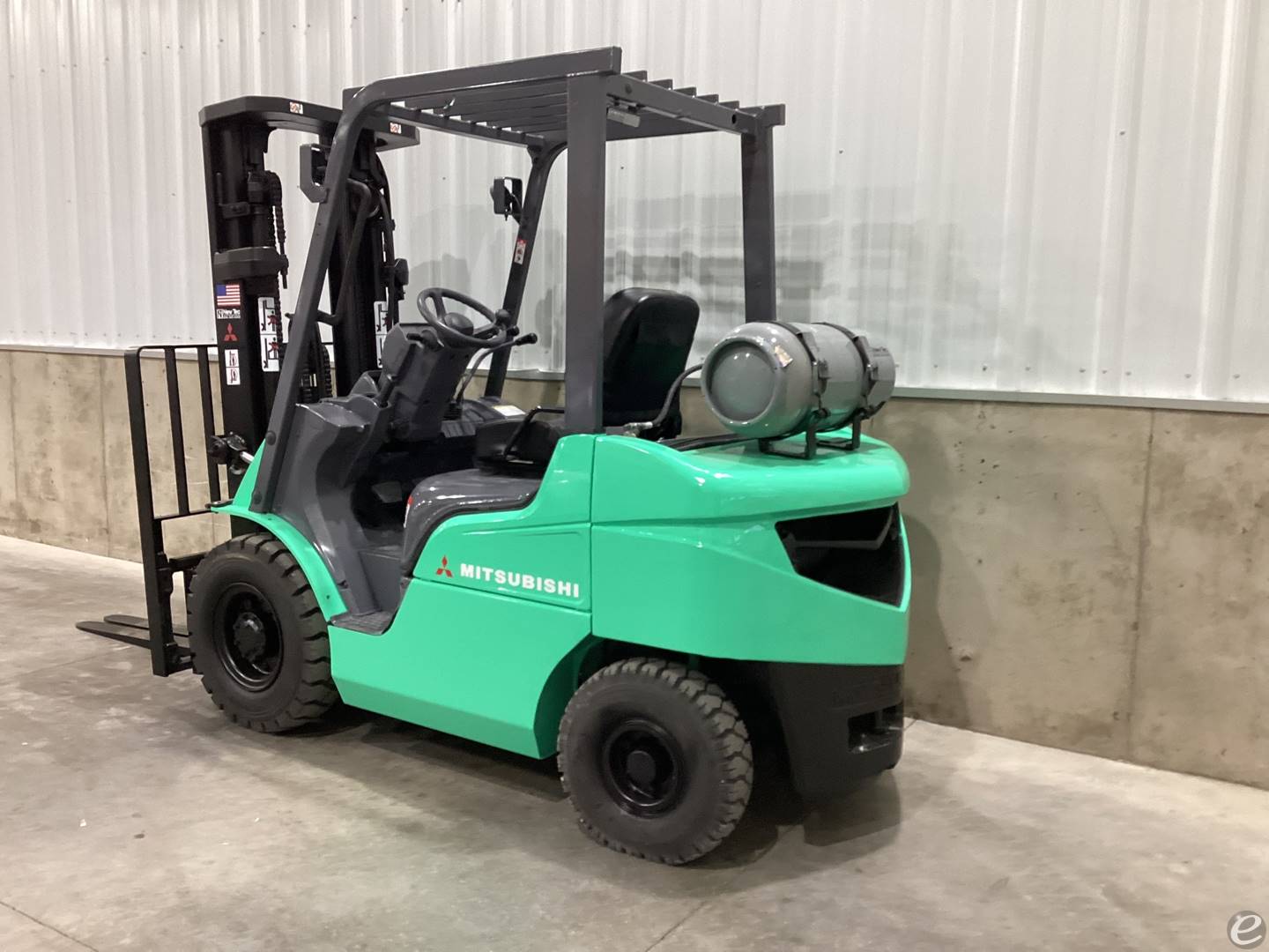 2021 Mitsubishi FG25N