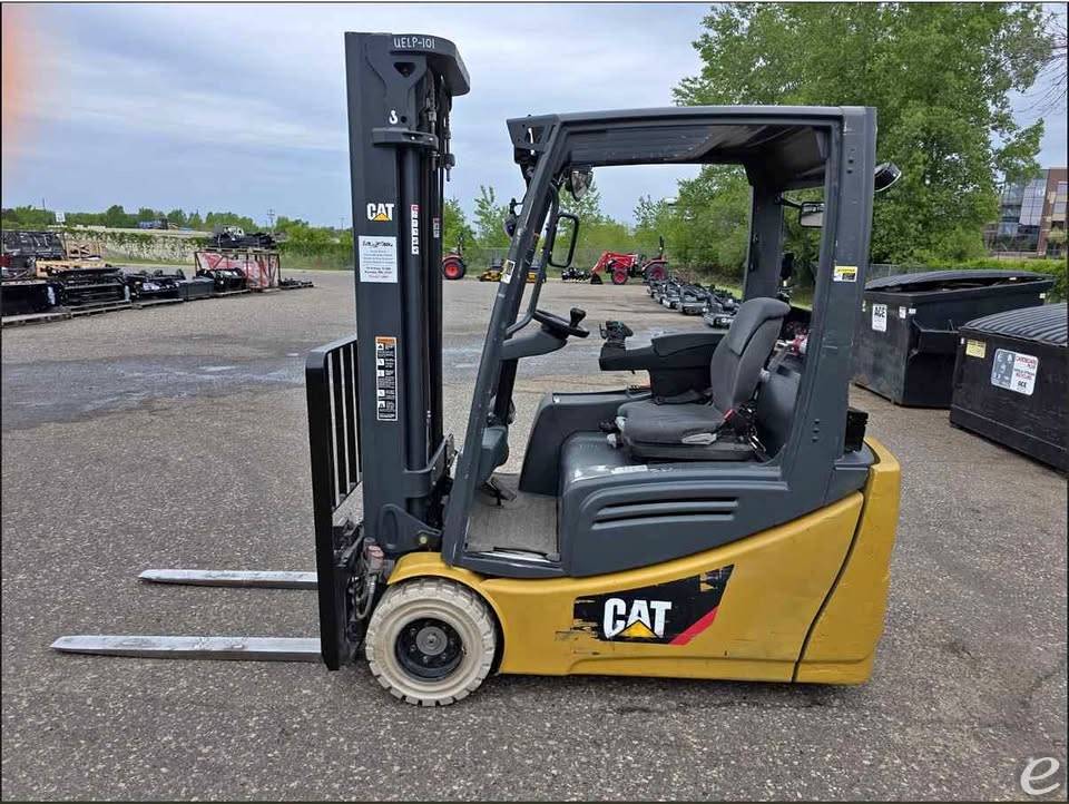 2022 Cat 2ET4000