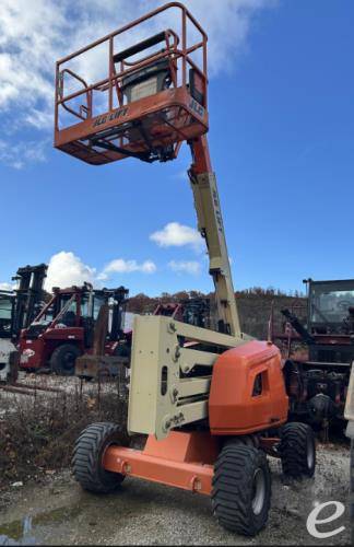 2017 JLG 450AJ