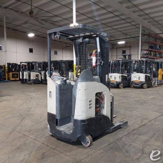 2019 Crown RR5725-45