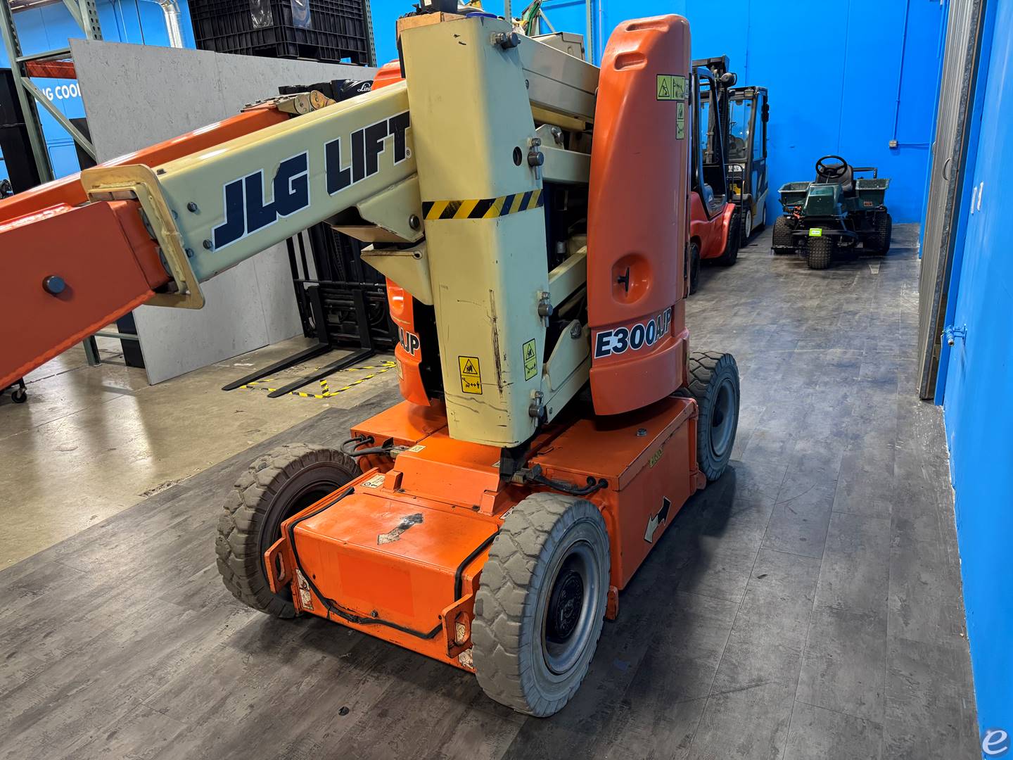 2012 JLG E300AJP