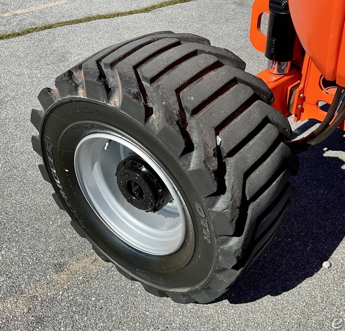 2016 JLG 450AJ