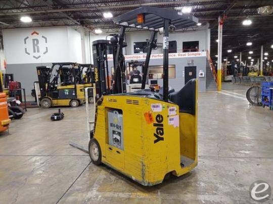 2015 Yale ESC030 Electric Forklift - 123Forklift