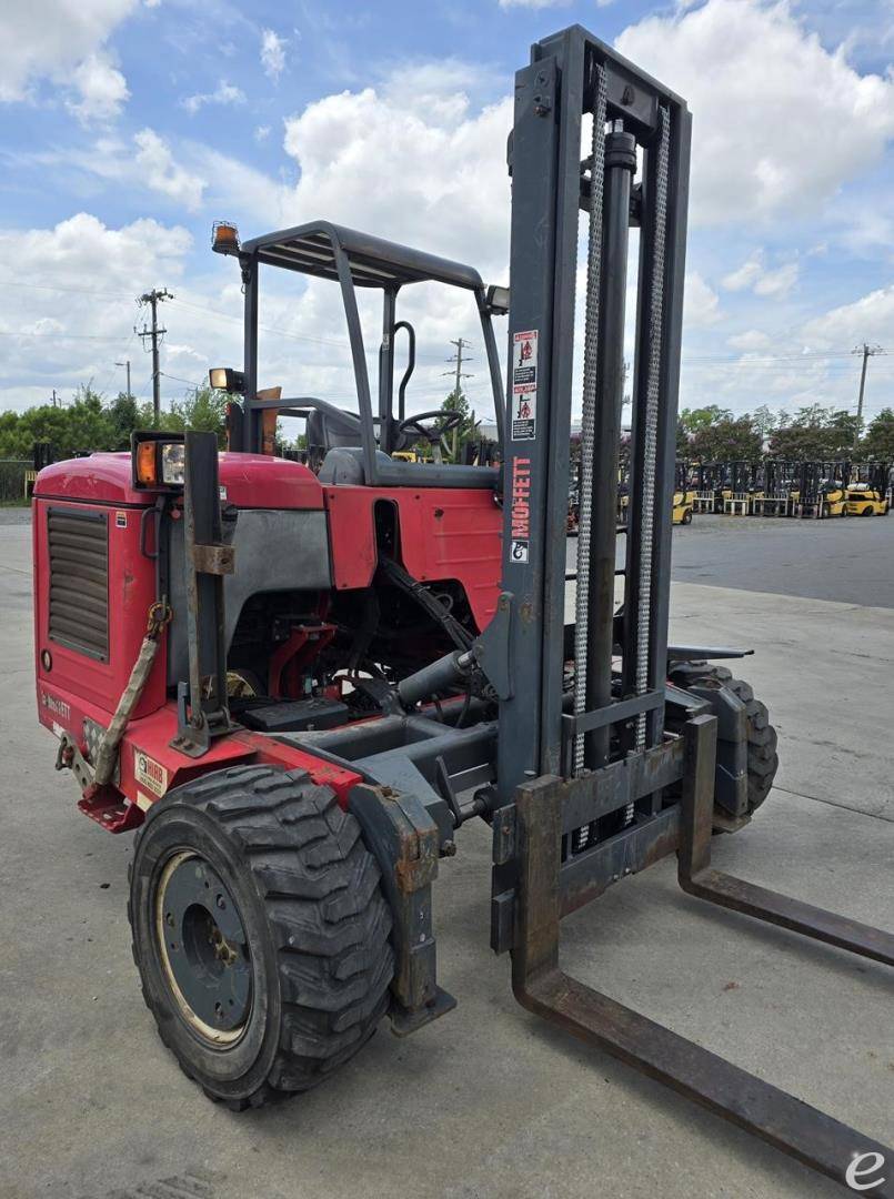2016 Moffett M8 55.4