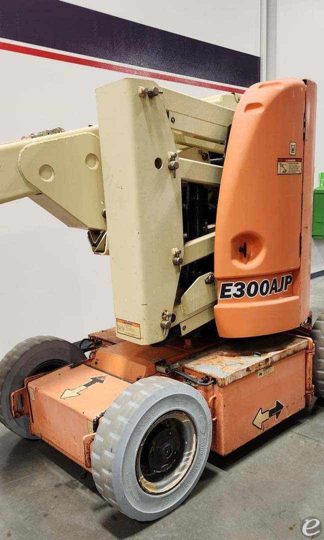 2006 JLG E300AJP
