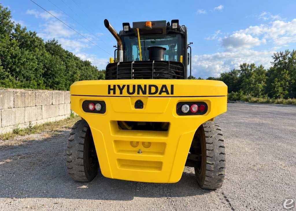 2015 Hyundai 130D-9