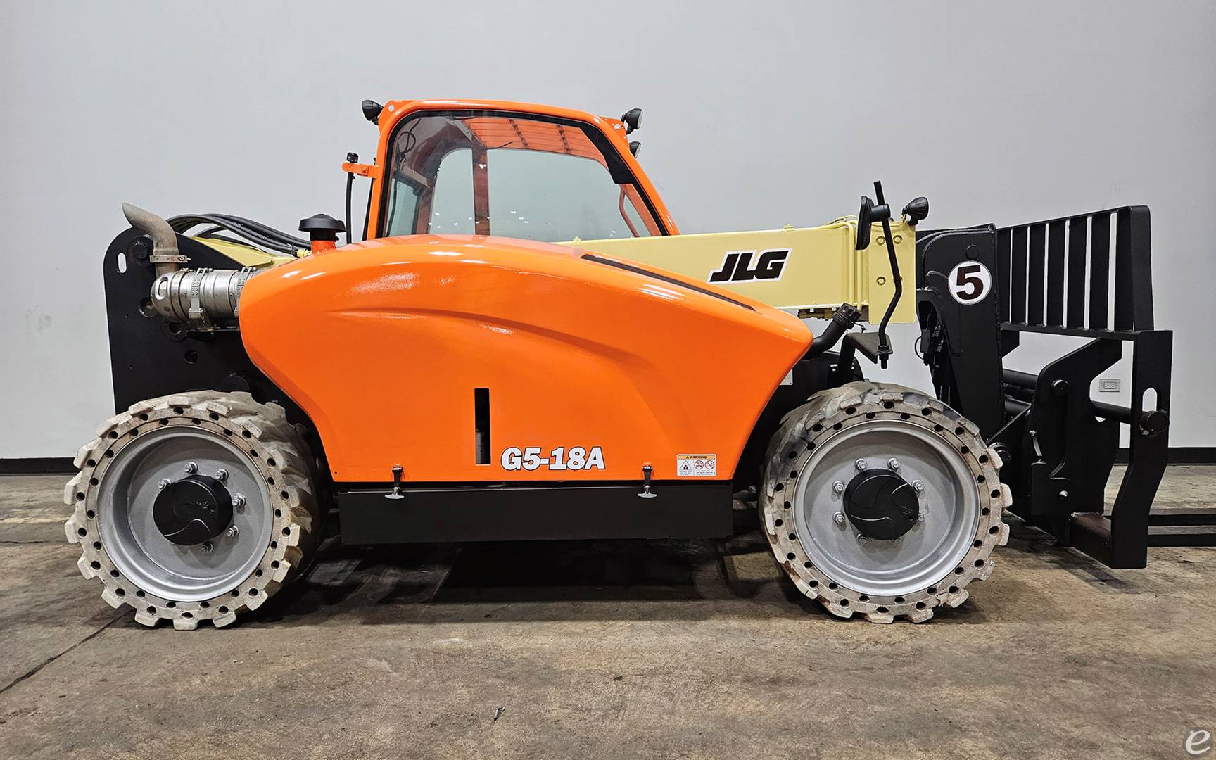 2015 JLG G5-18A