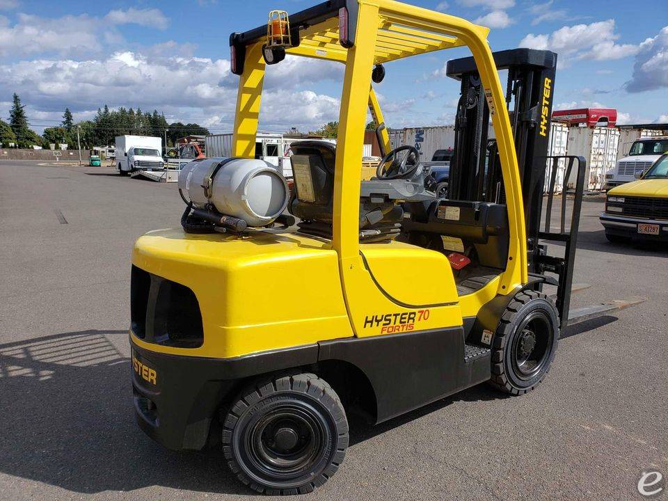 2016 Hyster H70FT