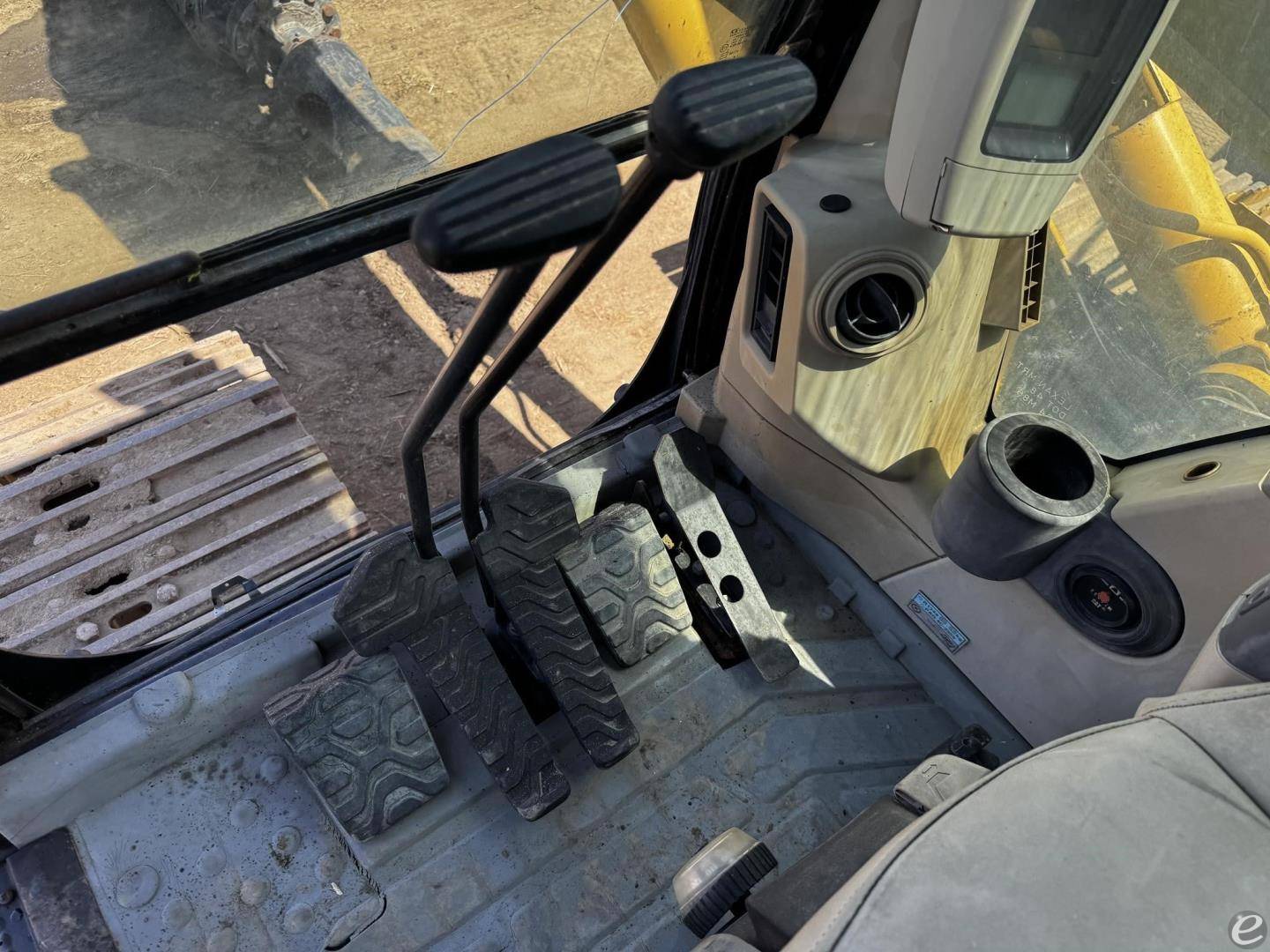 2005 Cat 325CL