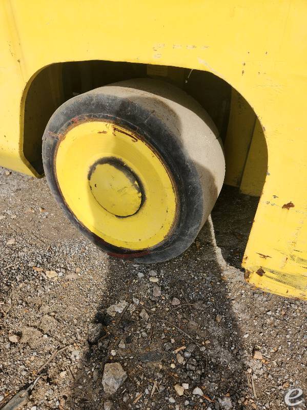 2009 Hoist Liftruck F300