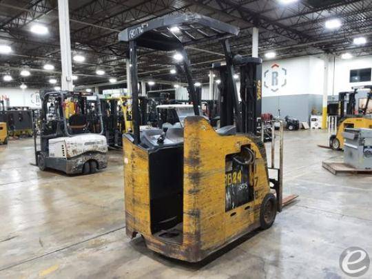 2016 Yale ESC040 Electric Forklift - 123Forklift