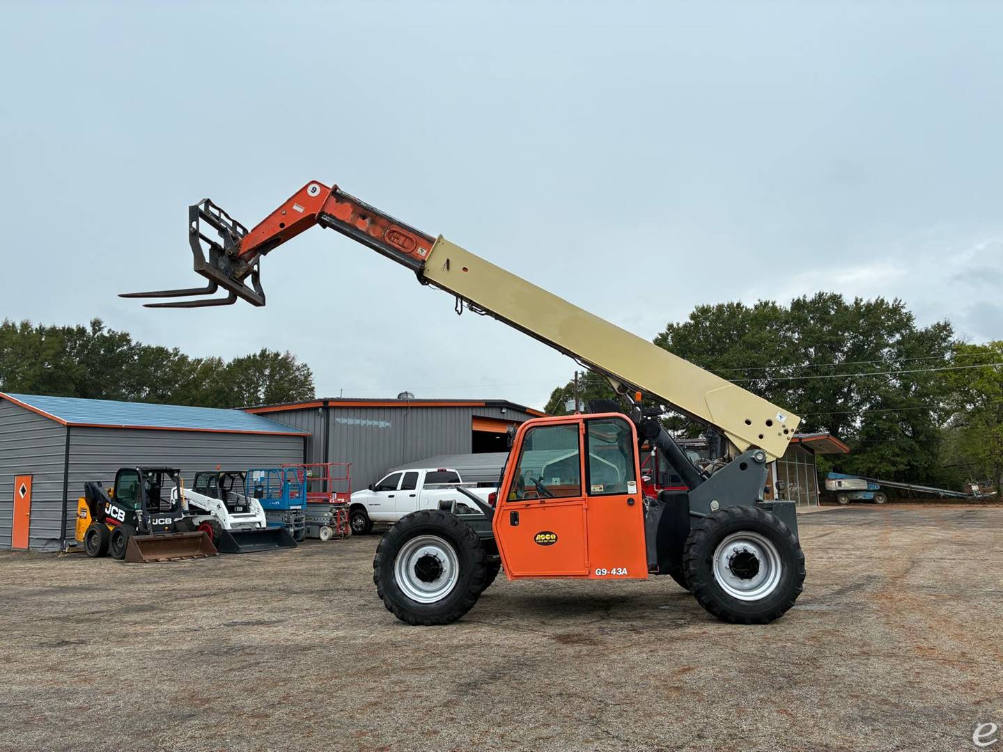 2011 JLG G9-43A