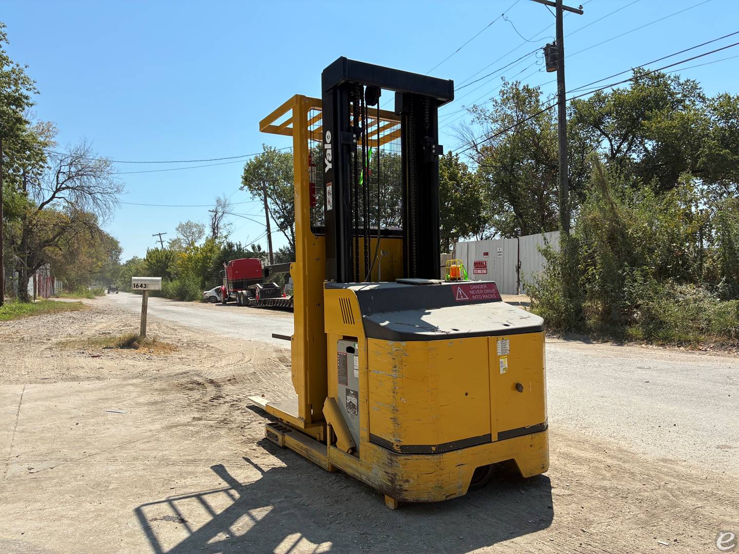 2019 Yale OSO30EFN24TE095