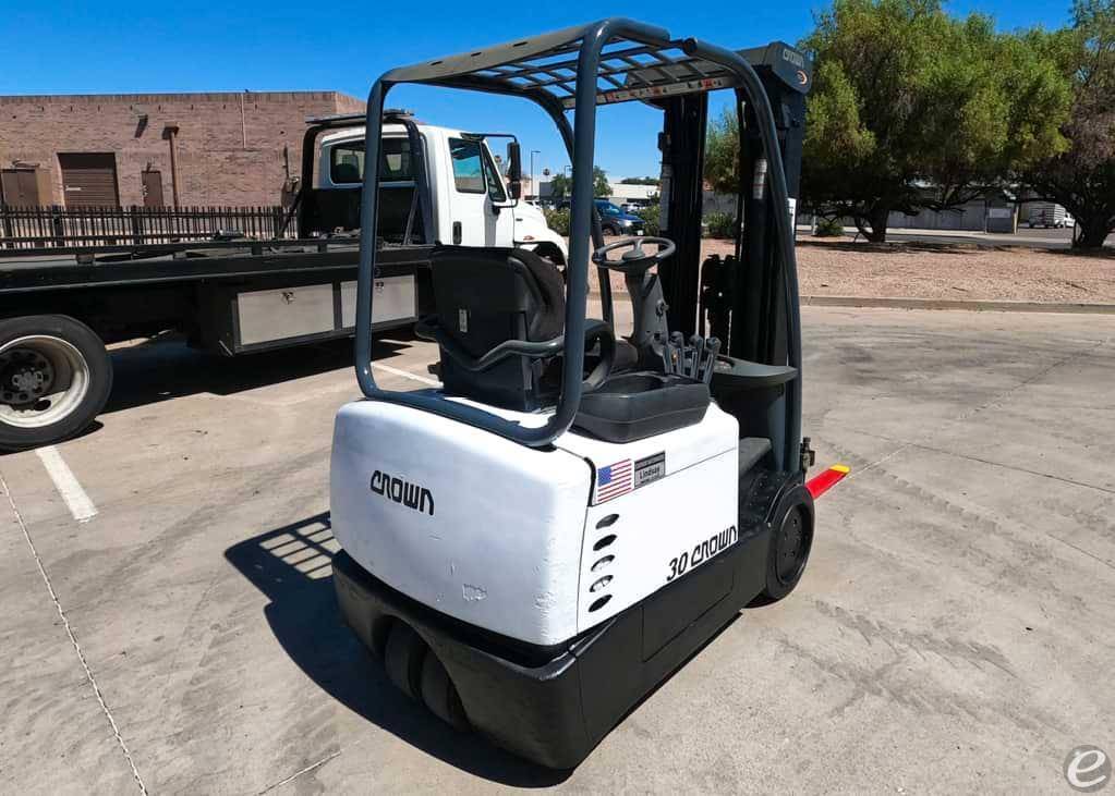 2010 Crown SC4500 Electric Forklift - 123Forklift