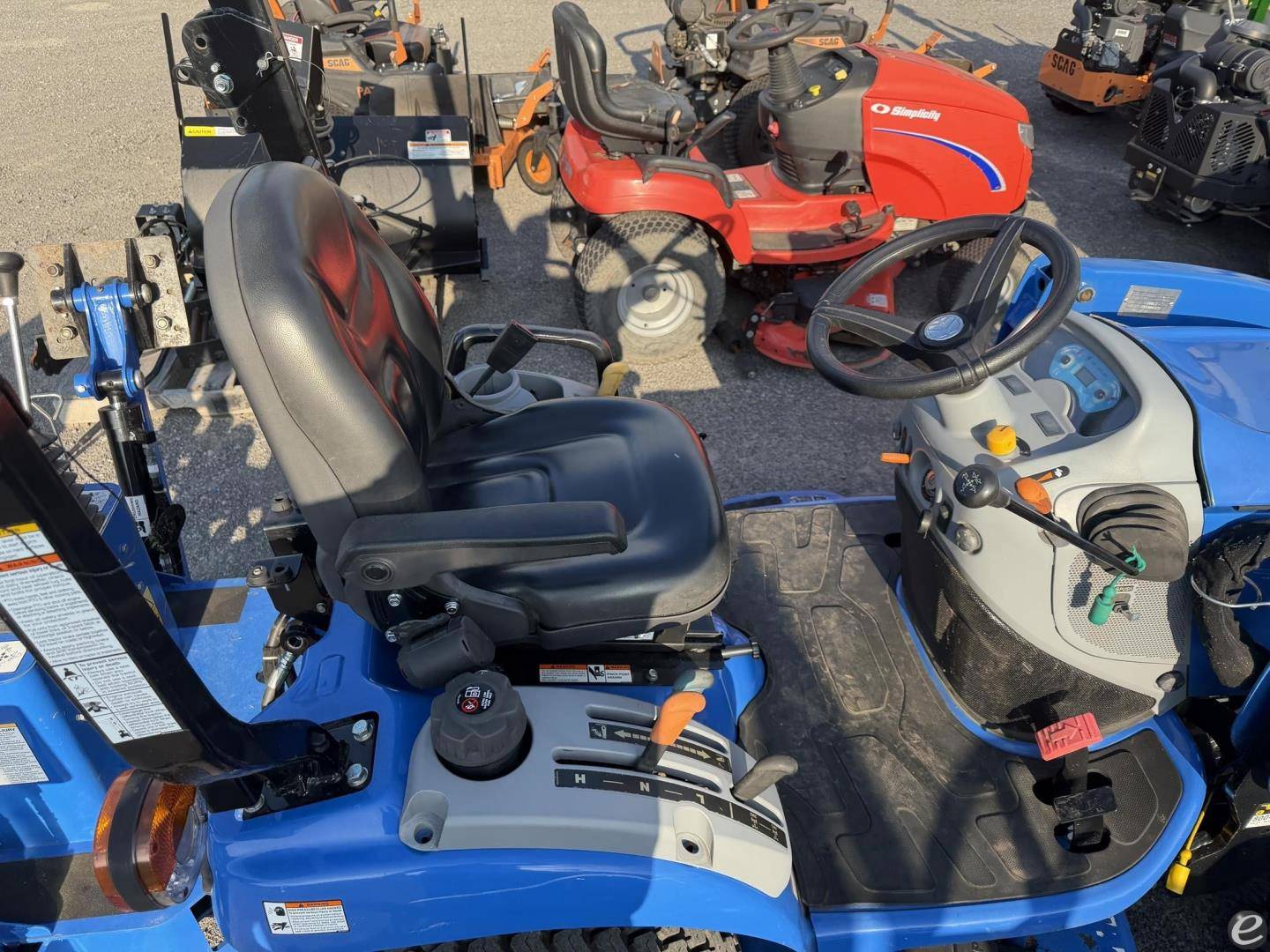 2021 New Holland WORKMASTER 25S