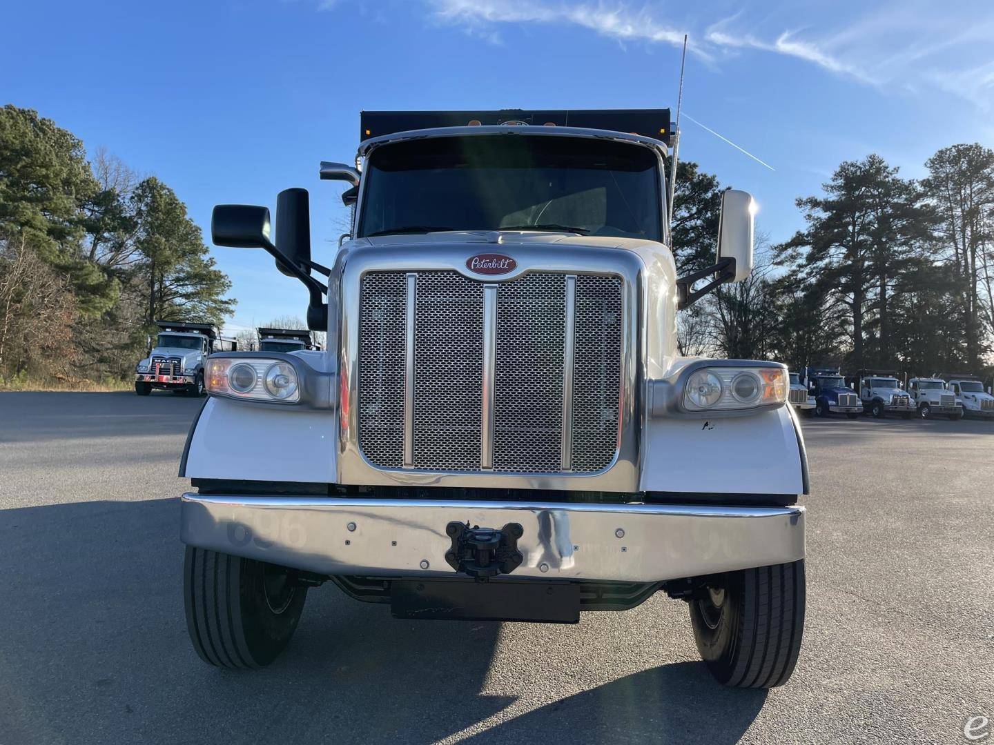 2020 Peterbilt 567