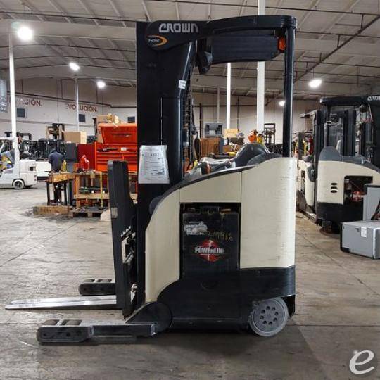 2018 Crown RR5725-45