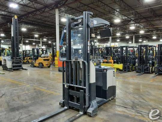 2018 Crown MPC3040-26 Electric Order Picker - 123Forklift