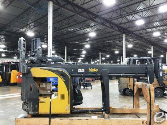 2018 Yale NR045 Electric Reach Truc...