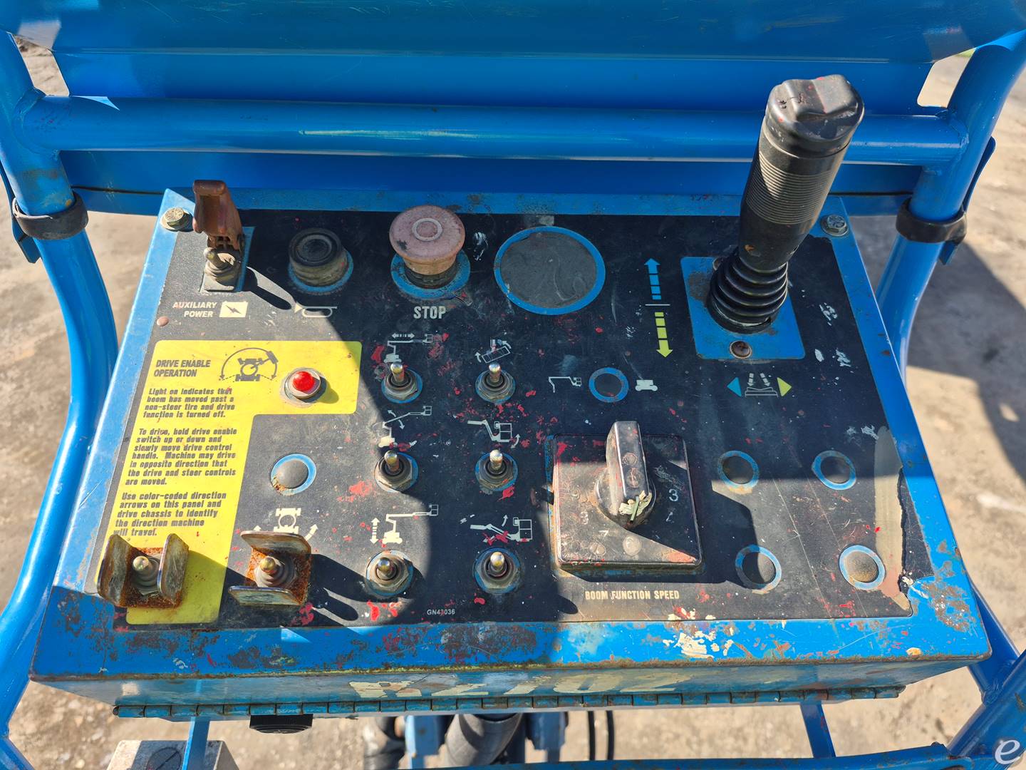 2000 Genie Z34