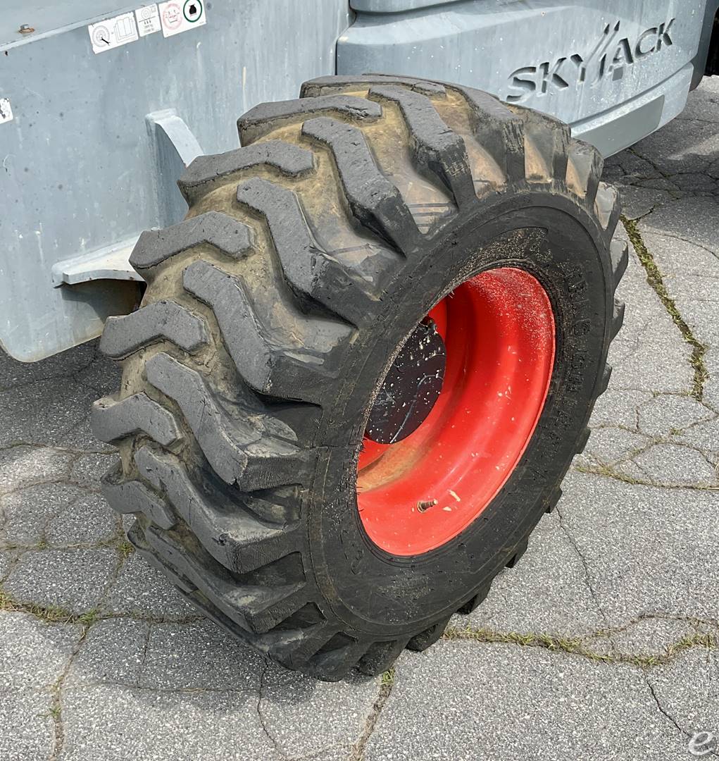 2016 Skyjack SJ61T