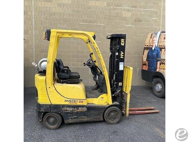 2017 Hyster S35FT LP Gas Forklift