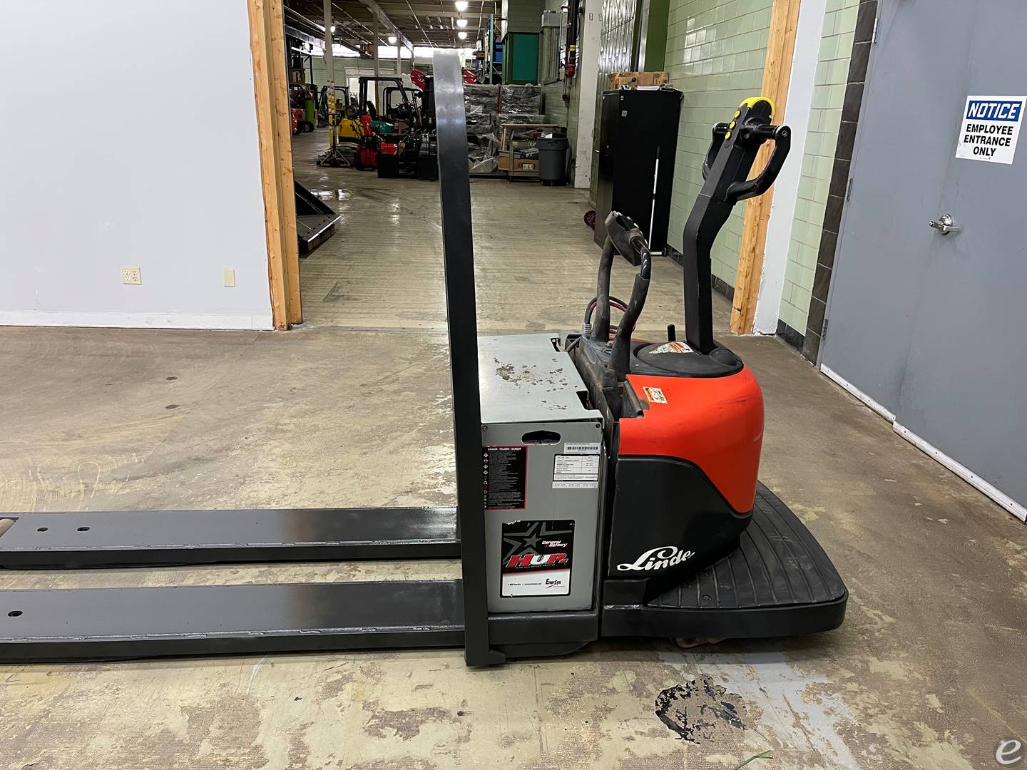 Electric Linde EWR60-02 Electric Walkie/Rider Pallet Jack