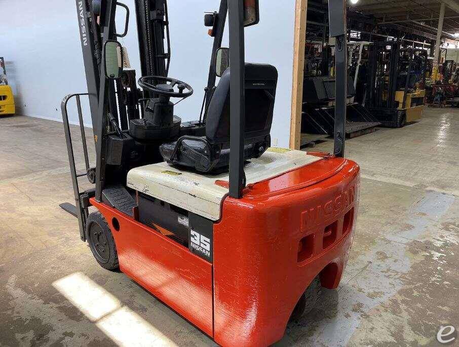 2004 Nissan                                             ET3500 Electric Forklift - 123Forklift