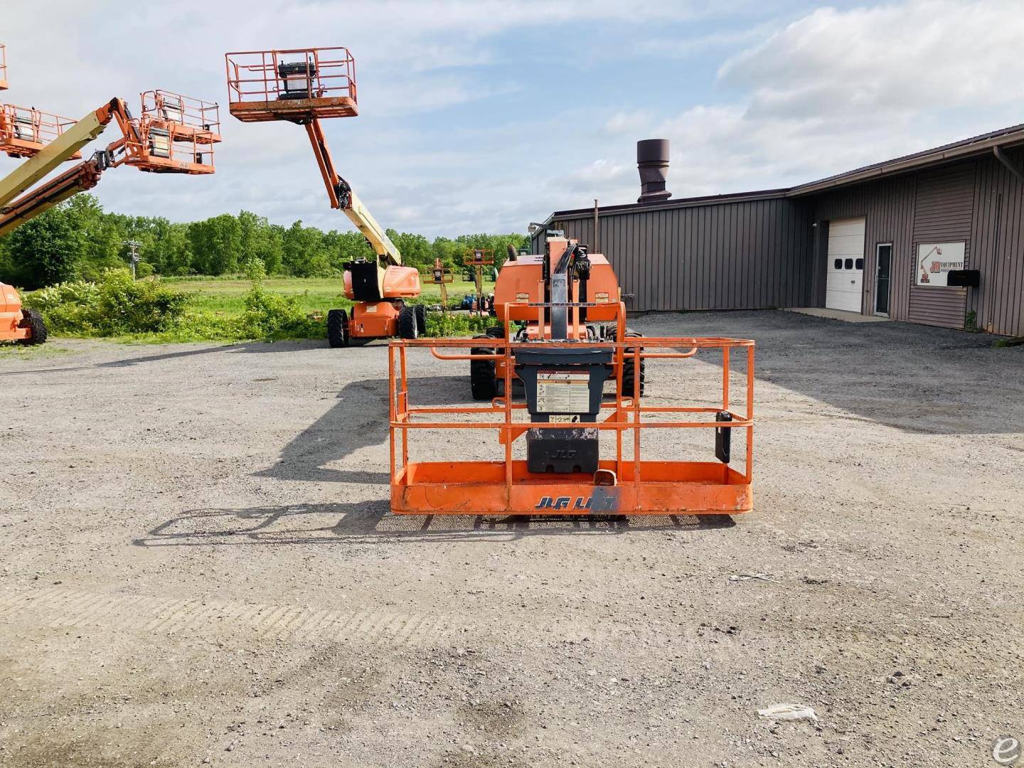 2015 JLG 660SJ