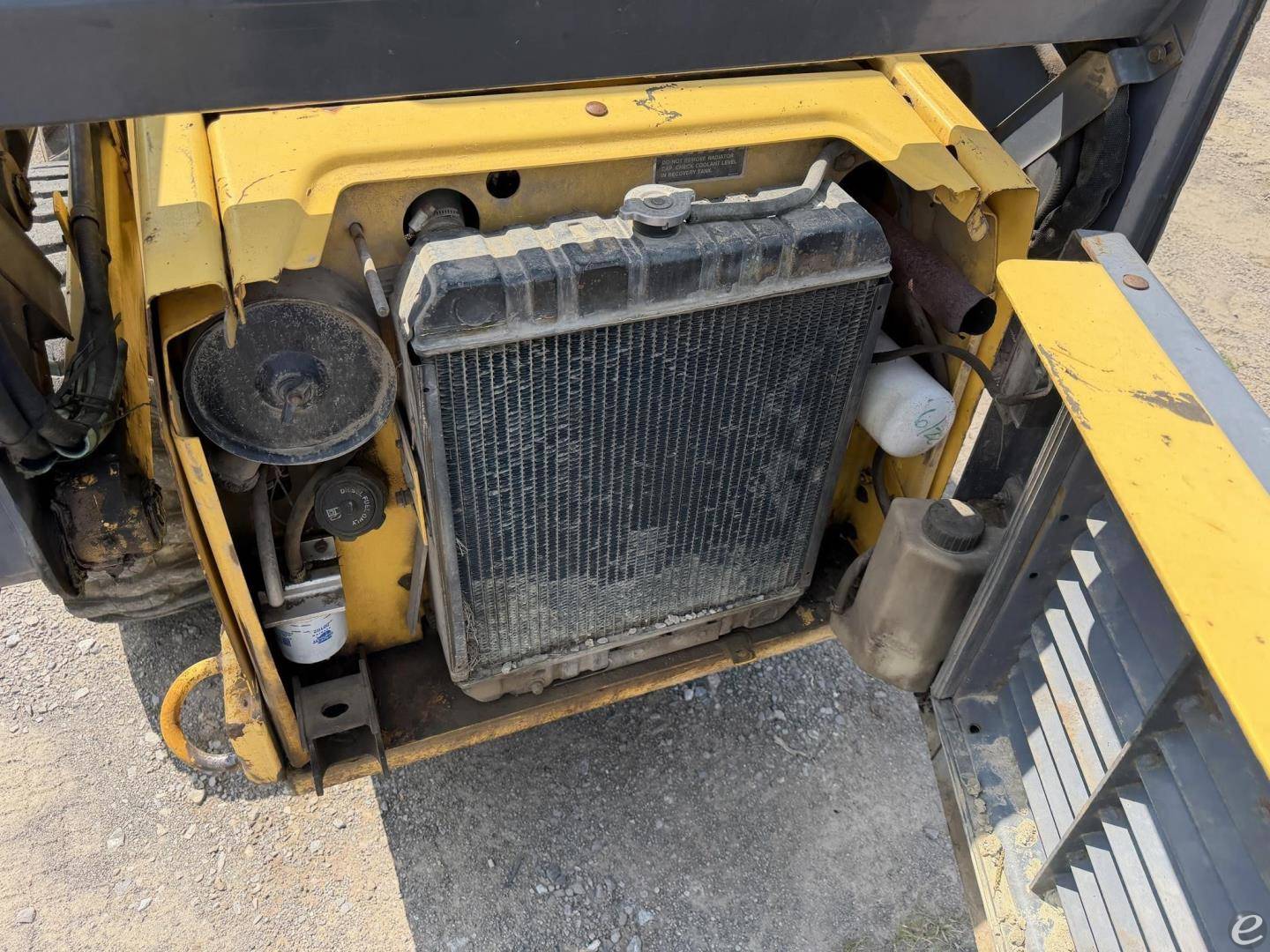 2001 New Holland LS150