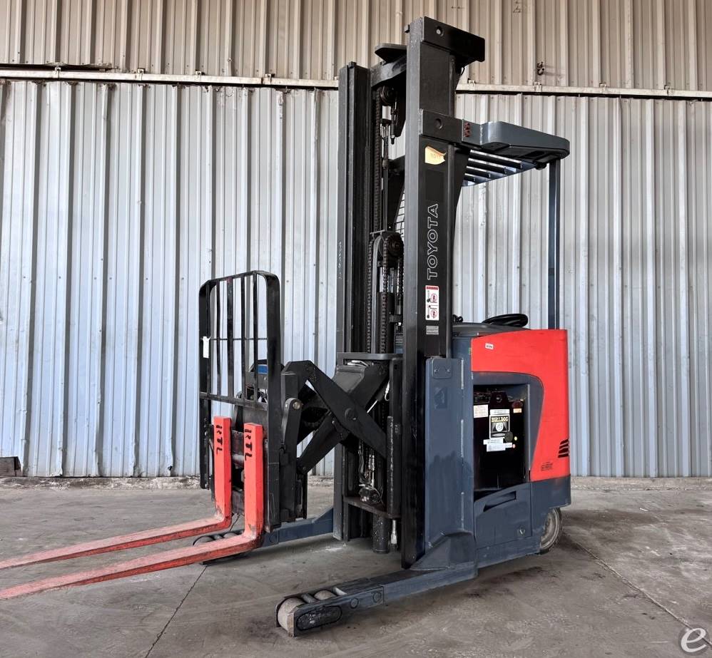 2011 Toyota 8BRU23 Electric Reach Truck - 123Forklift