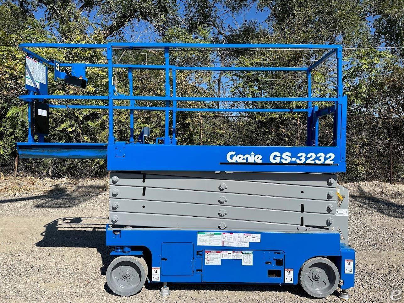 2016 Genie GS3232 Electric Scissor ...