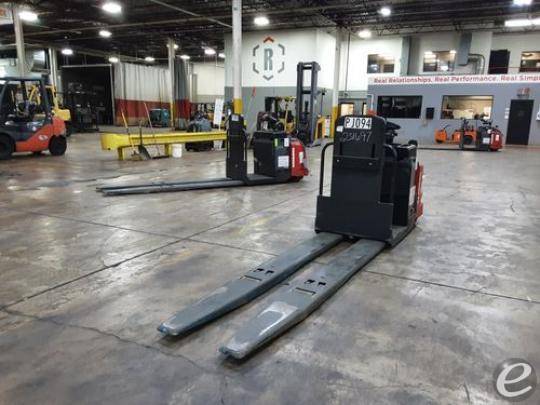 2015 Raymond 8510