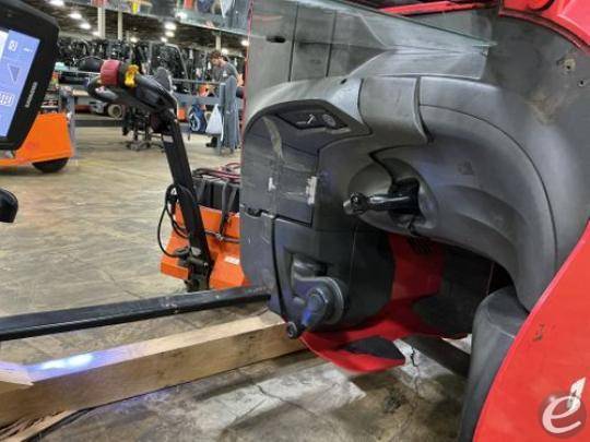 2019 Raymond 770 DR32TT