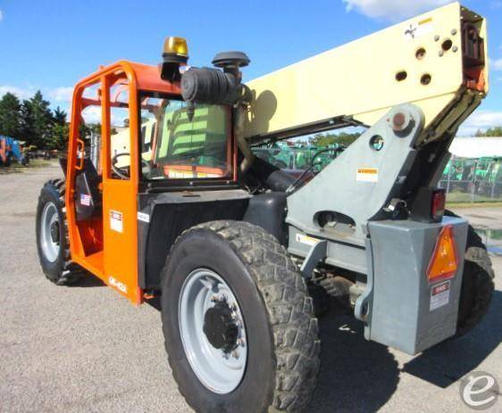 2007 JLG G6-42A