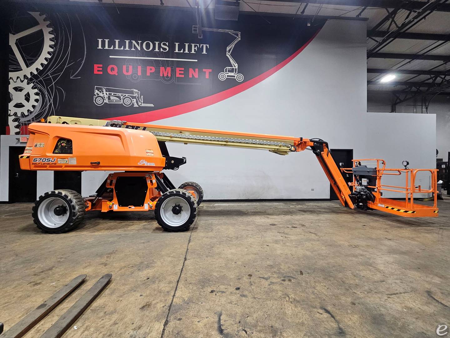 2023 JLG 670SJ