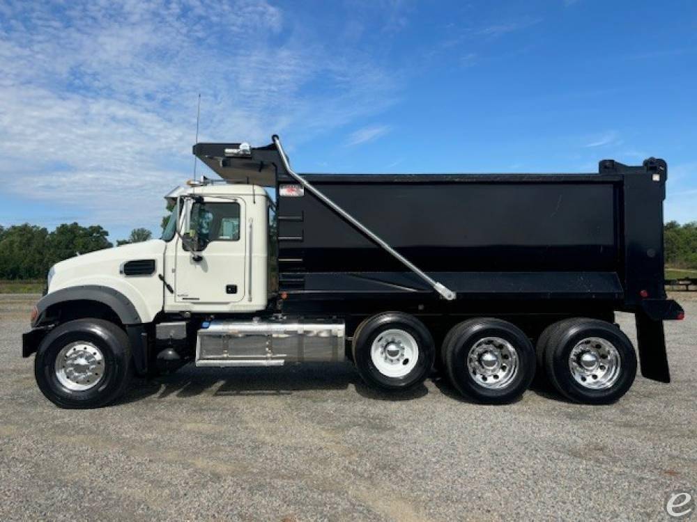 2024 Mack GRANITE 64FR