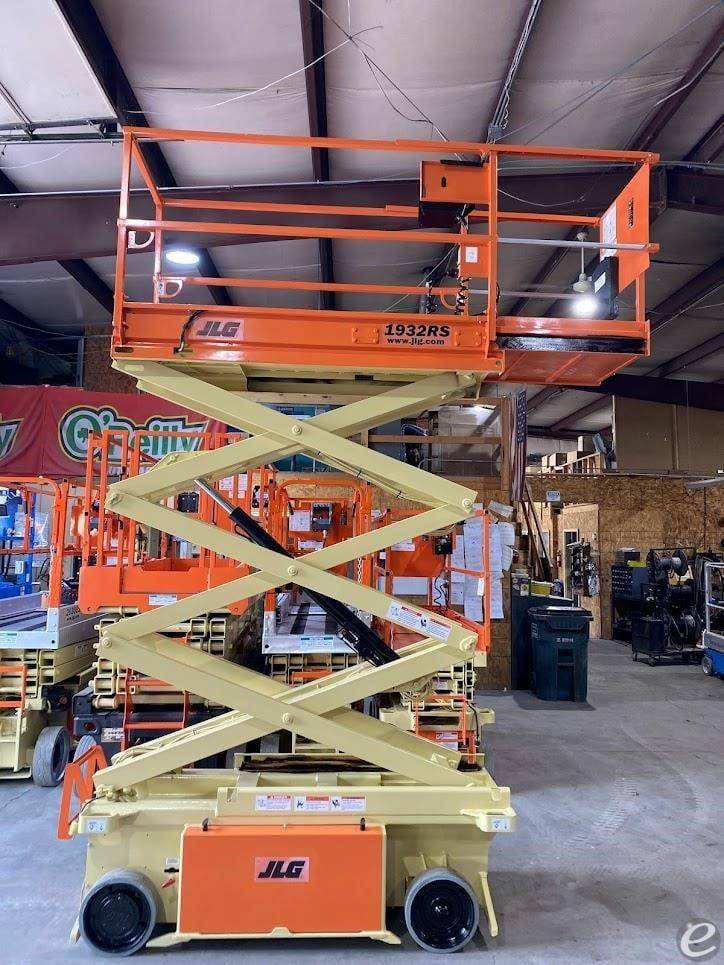 2015 JLG 1932RS Electric Scissor Lift - 123Forklift