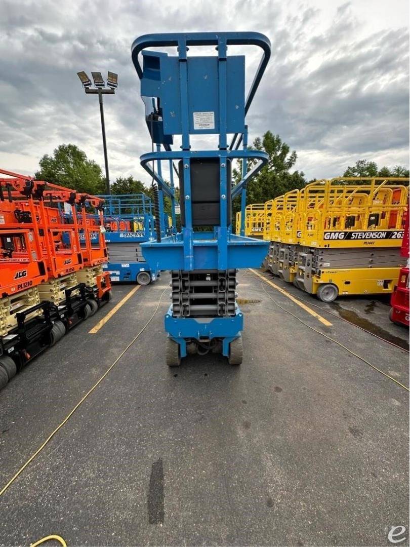 2013 Genie GS3232