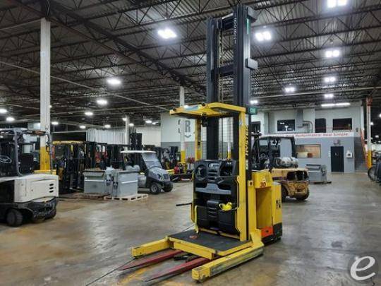 2017 Hyster R30XMA3 Electric Order Picker - 123Forklift