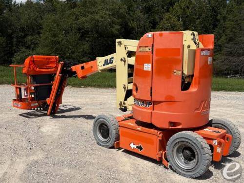 2018 JLG E300AJP